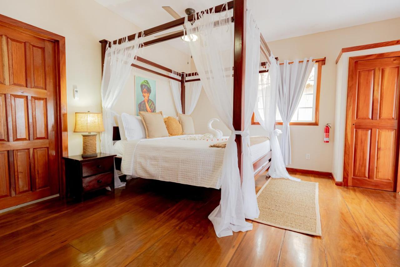 Hidden Jewel Boutique Hotel San Pedro  Exteriör bild